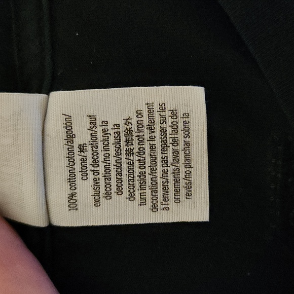 Victoria Secrets Pink T shirt - Picture 4 of 6